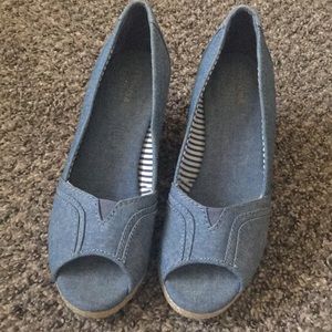 Denim, open toe, wedges. Size 8.5 Good condition